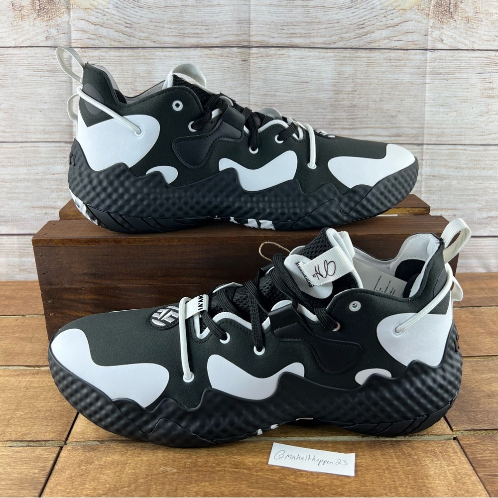 Harden Vol 6 Black White